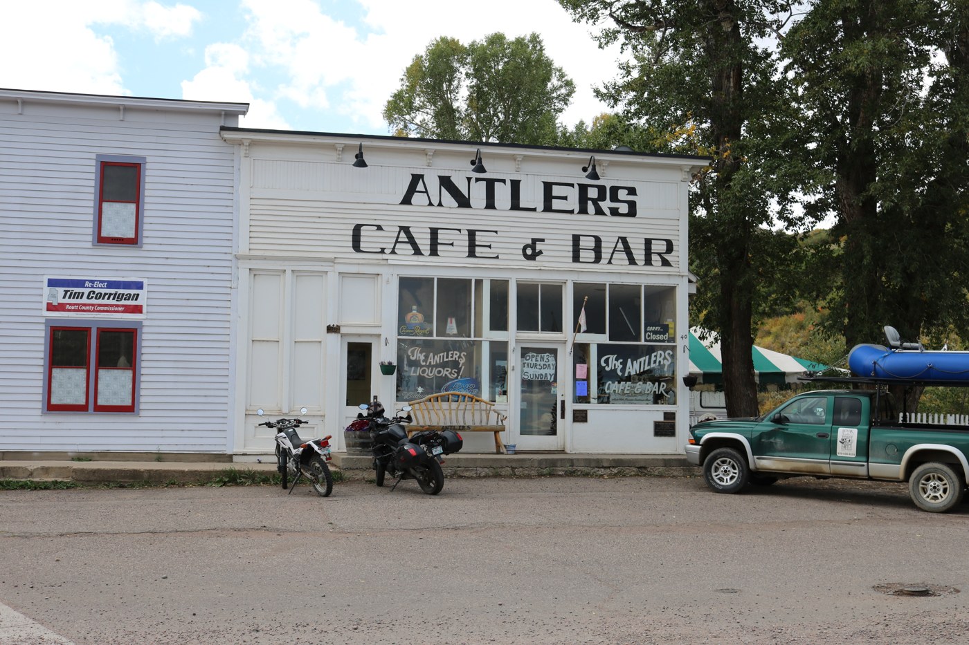 Antler Cafe & Bar (30672955942)